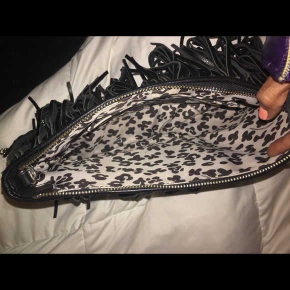 Fringe Clutch & hand bag - Picture 2 of 5